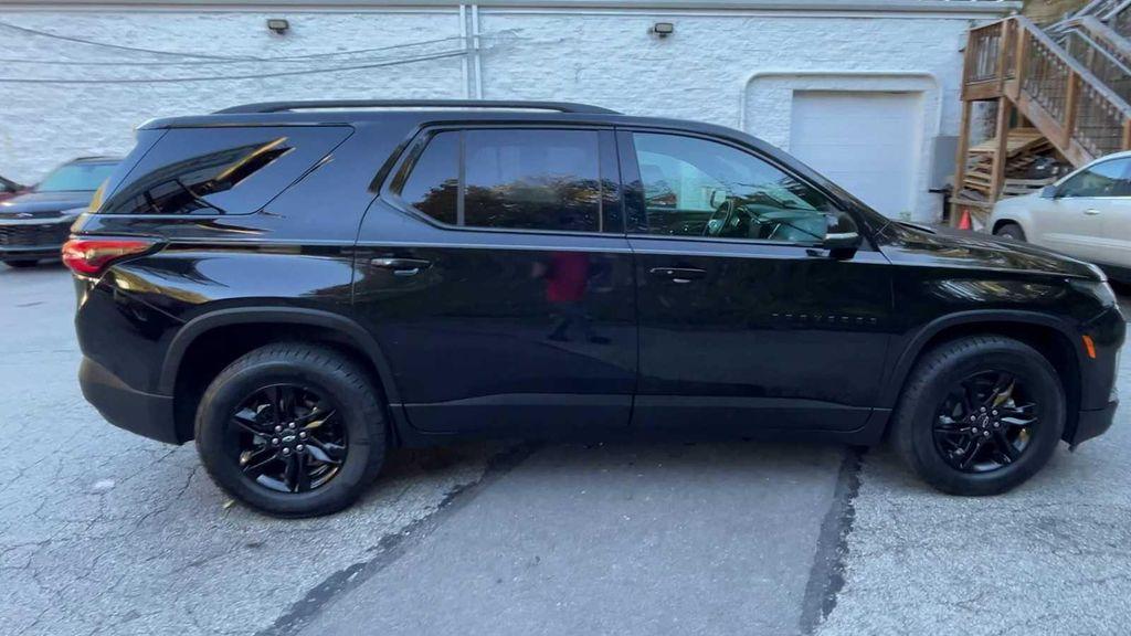 used 2023 Chevrolet Traverse car, priced at $29,988