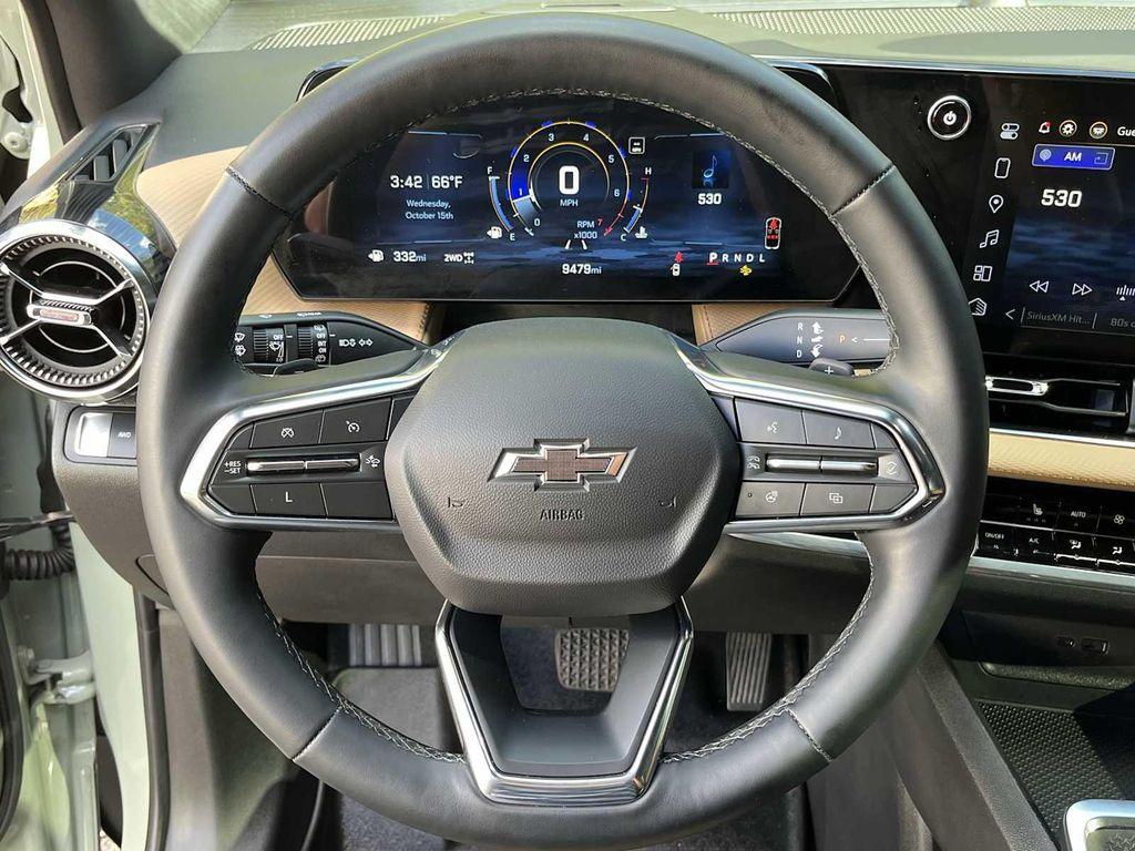 used 2025 Chevrolet Equinox car, priced at $34,488