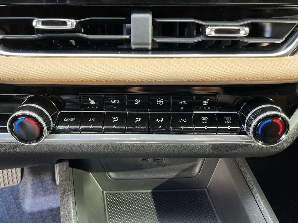 used 2025 Chevrolet Equinox car, priced at $34,488