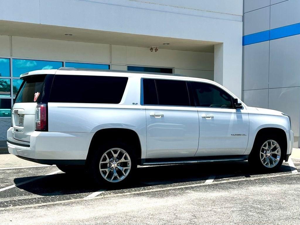 used 2016 GMC Yukon XL car, priced at $13,995