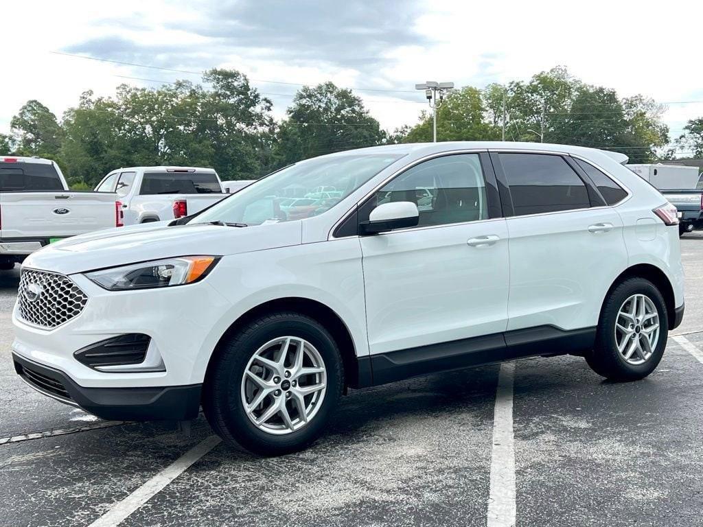 used 2024 Ford Edge car, priced at $27,444