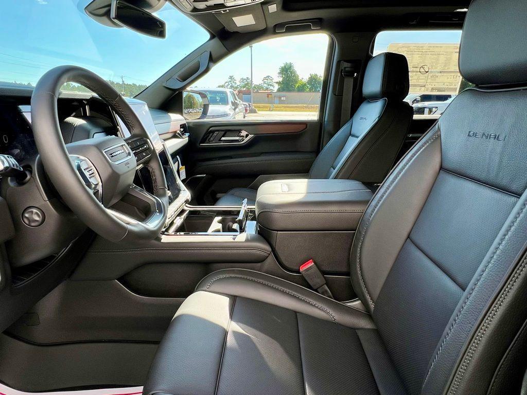 new 2025 GMC Yukon car, priced at $80,935