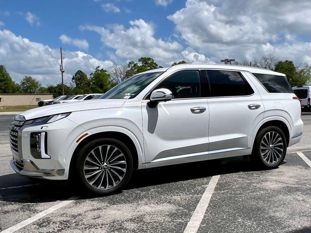 used 2024 Hyundai Palisade car, priced at $41,987