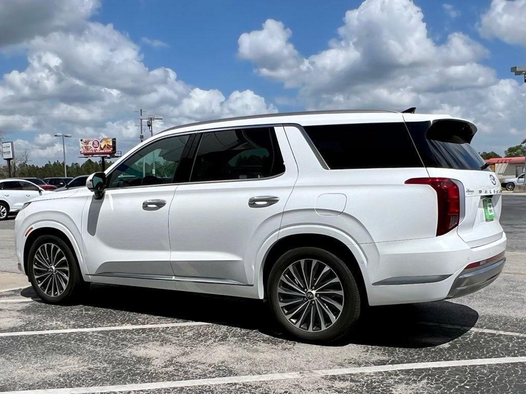 used 2024 Hyundai Palisade car, priced at $41,987