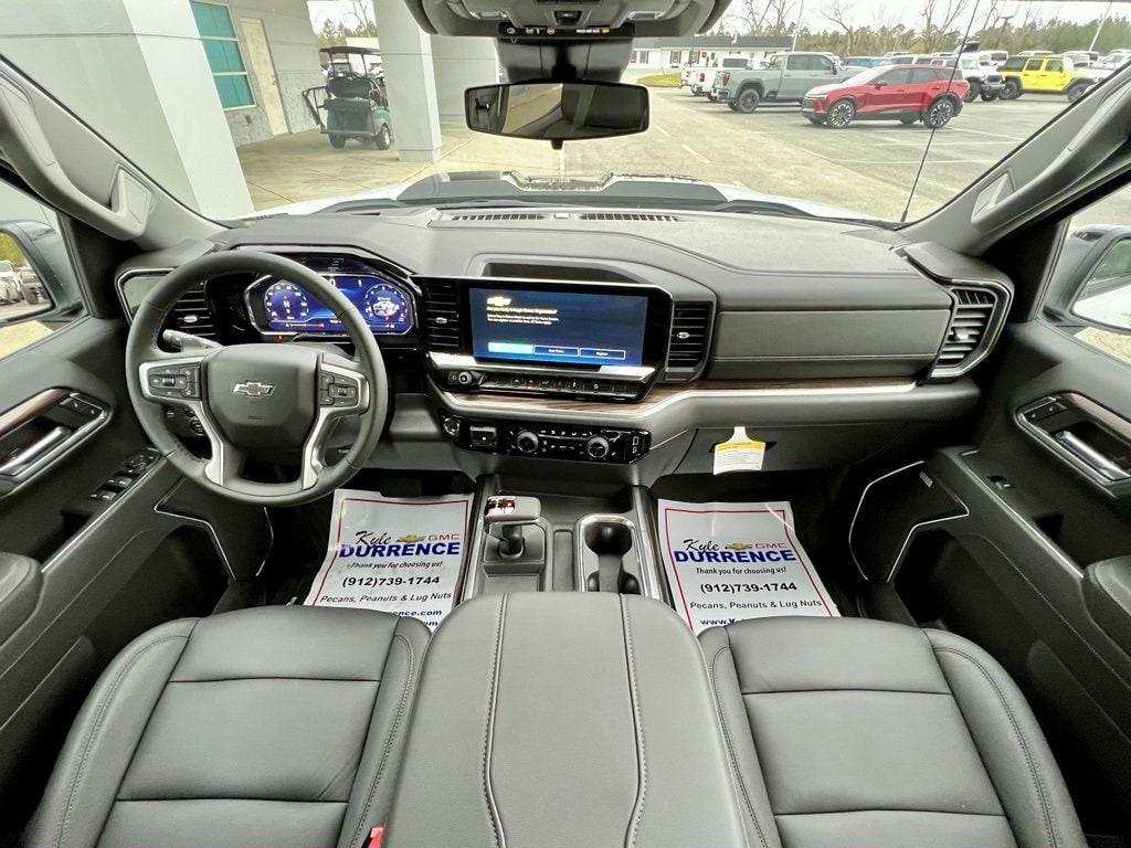 new 2025 Chevrolet Silverado 1500 car, priced at $57,580