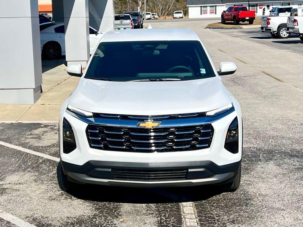 new 2026 Chevrolet Equinox car, priced at $30,870