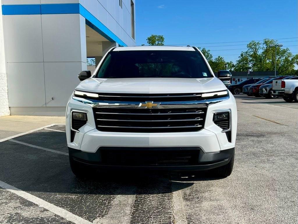 new 2025 Chevrolet Traverse car, priced at $49,774