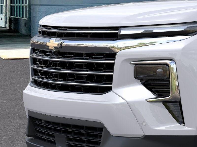 new 2025 Chevrolet Traverse car