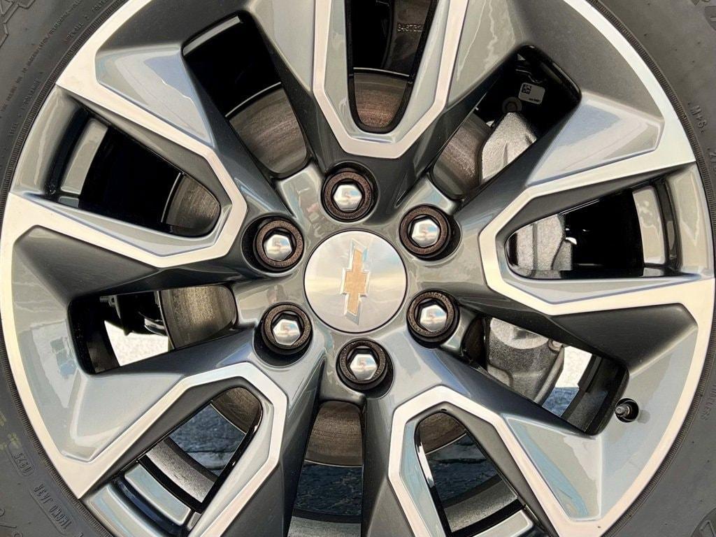 new 2025 Chevrolet Silverado 1500 car, priced at $52,290
