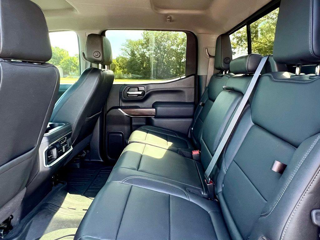 used 2021 GMC Sierra 1500 car, priced at $32,188