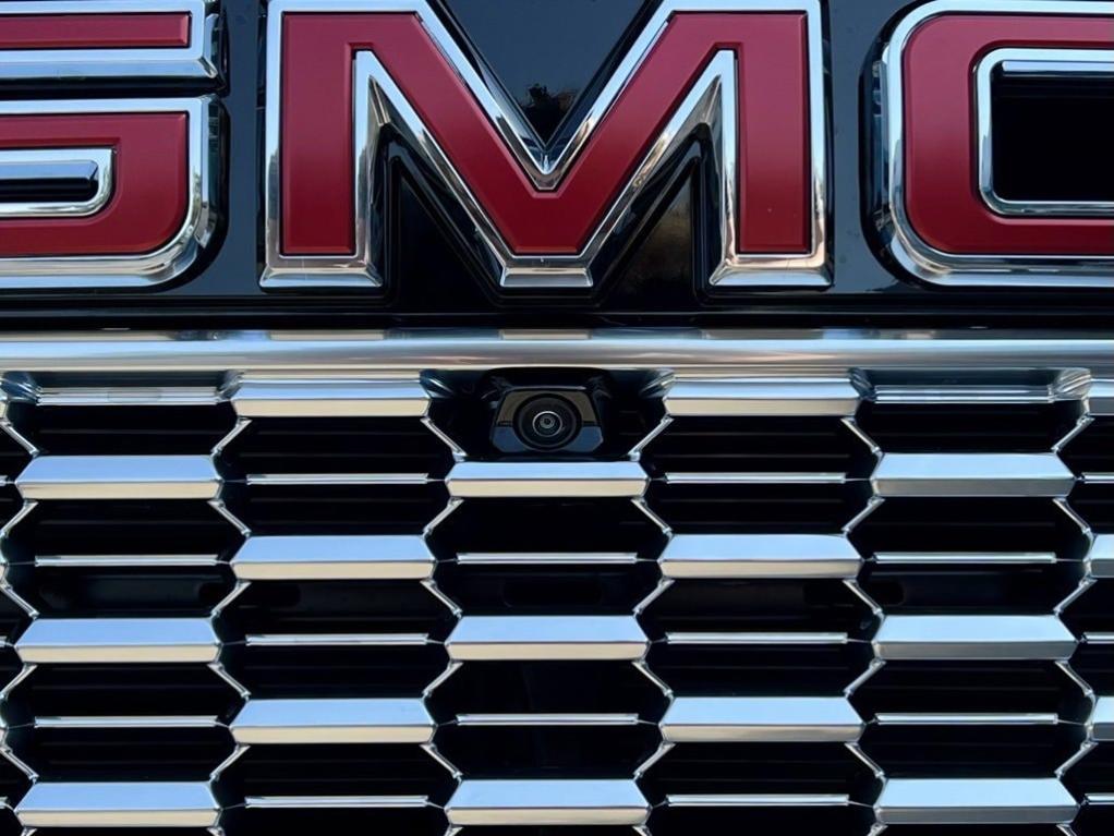 new 2024 GMC Yukon car, priced at $86,995