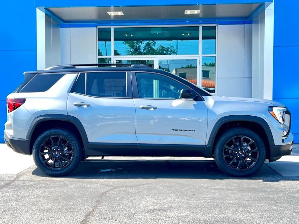 new 2026 GMC Terrain car, priced at $35,095