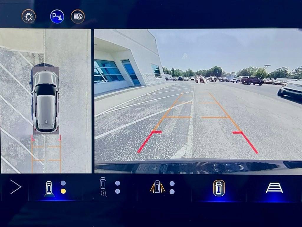 used 2025 Chevrolet Equinox car, priced at $28,374