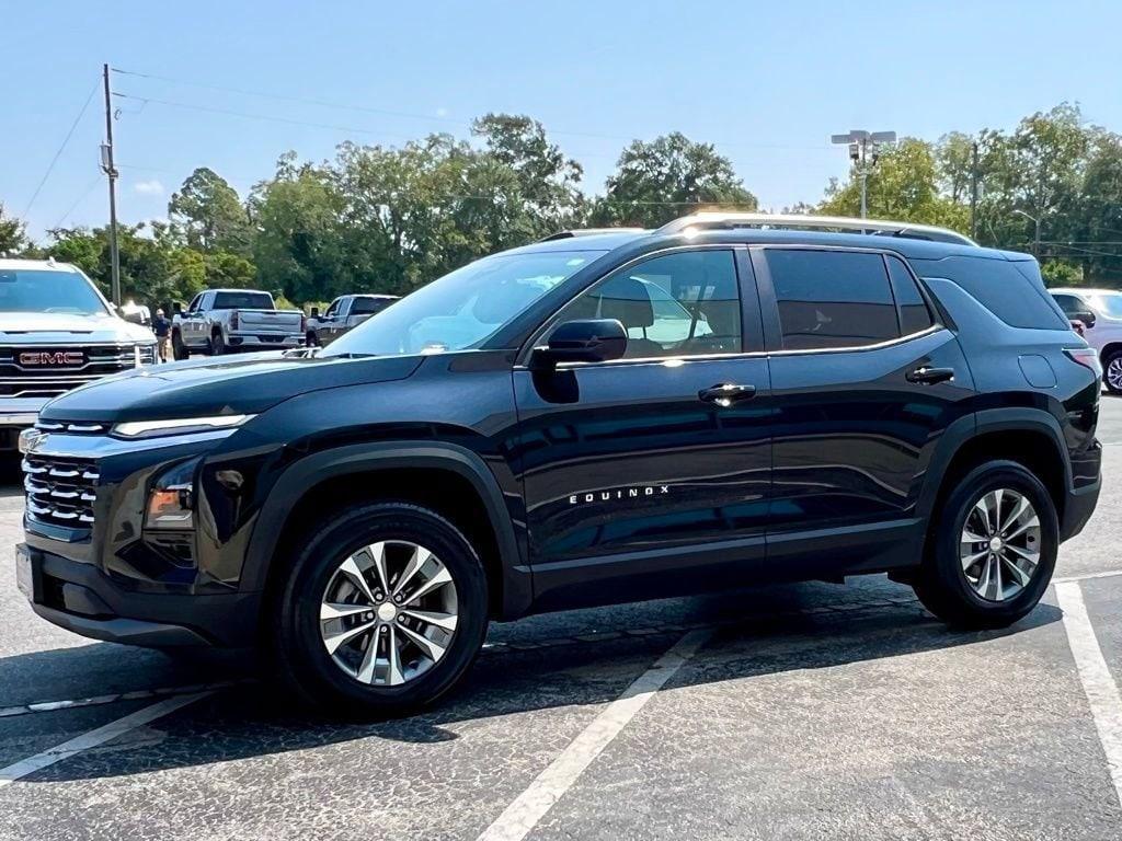 used 2025 Chevrolet Equinox car, priced at $28,374