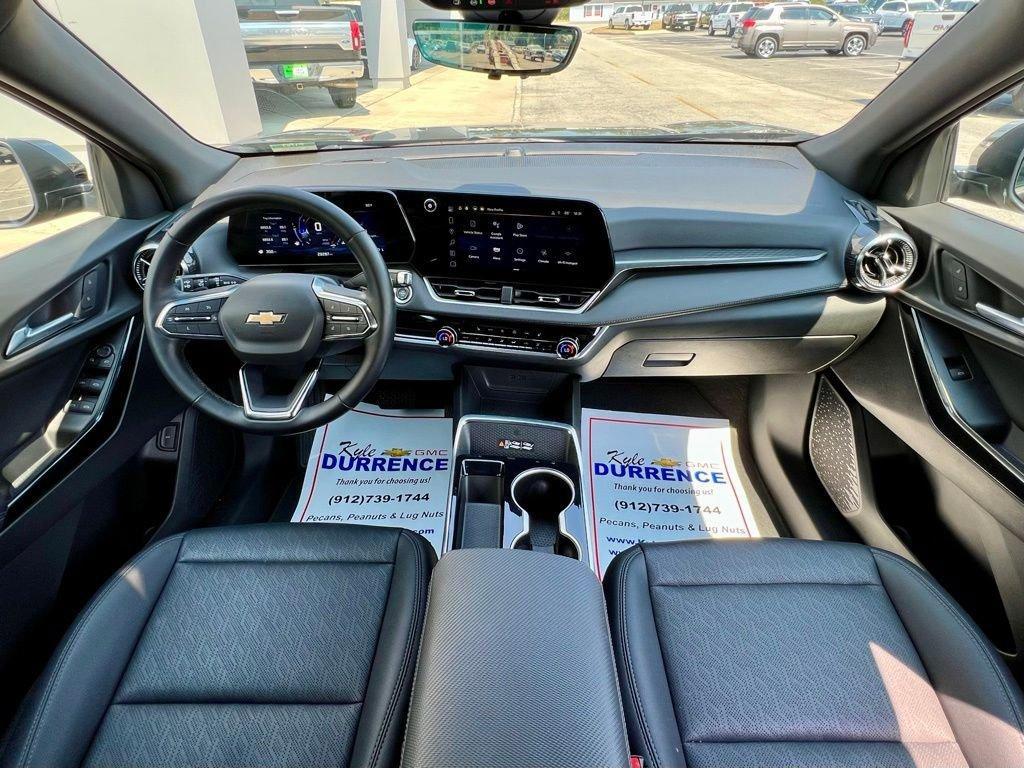 used 2025 Chevrolet Equinox car, priced at $28,374