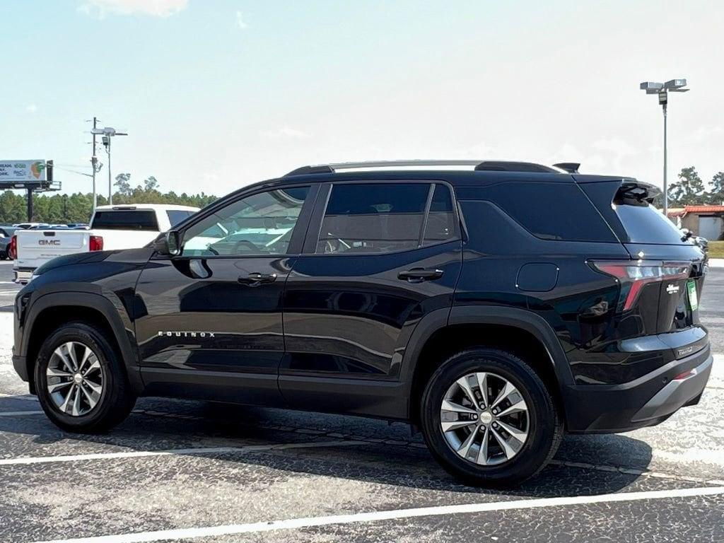 used 2025 Chevrolet Equinox car, priced at $28,374