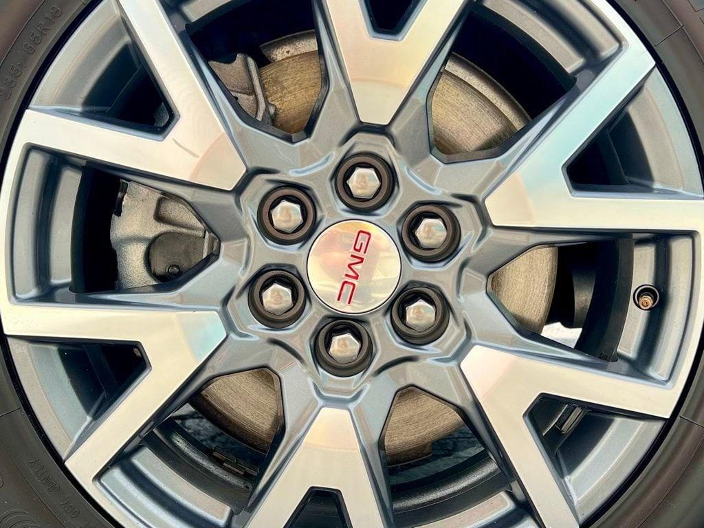 used 2023 GMC Acadia car, priced at $29,435