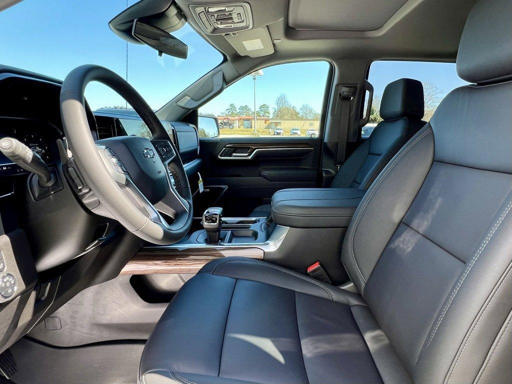 new 2025 Chevrolet Silverado 1500 car, priced at $58,195