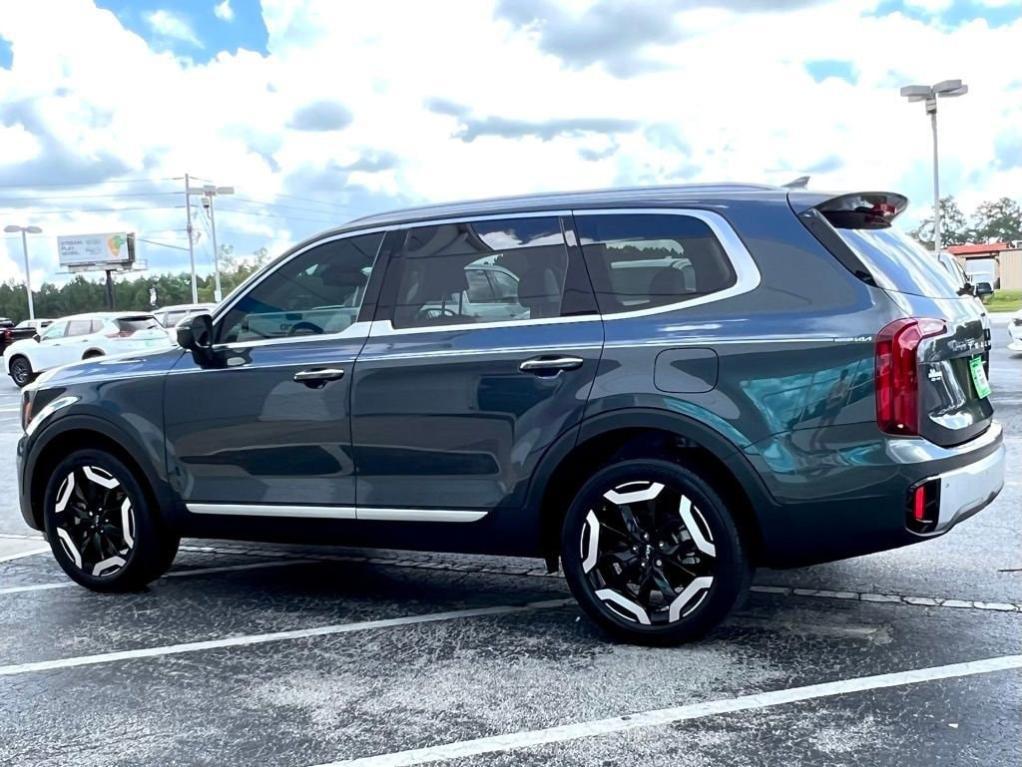 used 2024 Kia Telluride car, priced at $36,888
