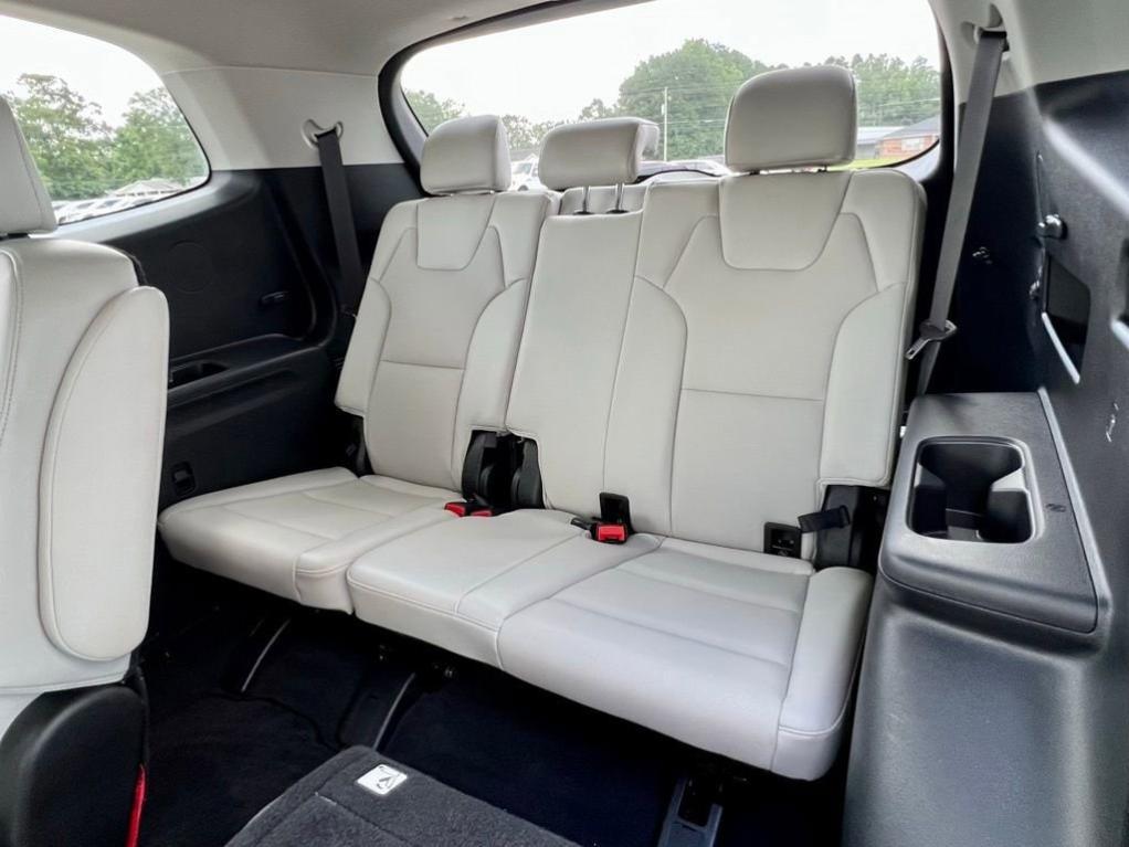 used 2024 Kia Telluride car, priced at $36,888