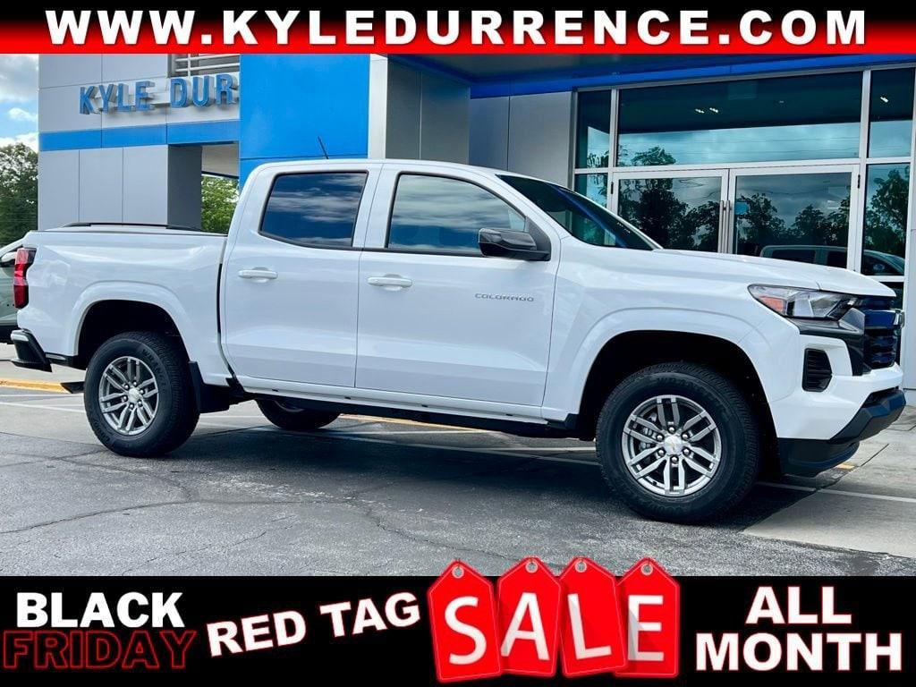 new 2025 Chevrolet Colorado car, priced at $35,630