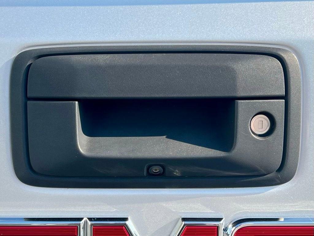 used 2018 GMC Sierra 1500 car, priced at $31,888