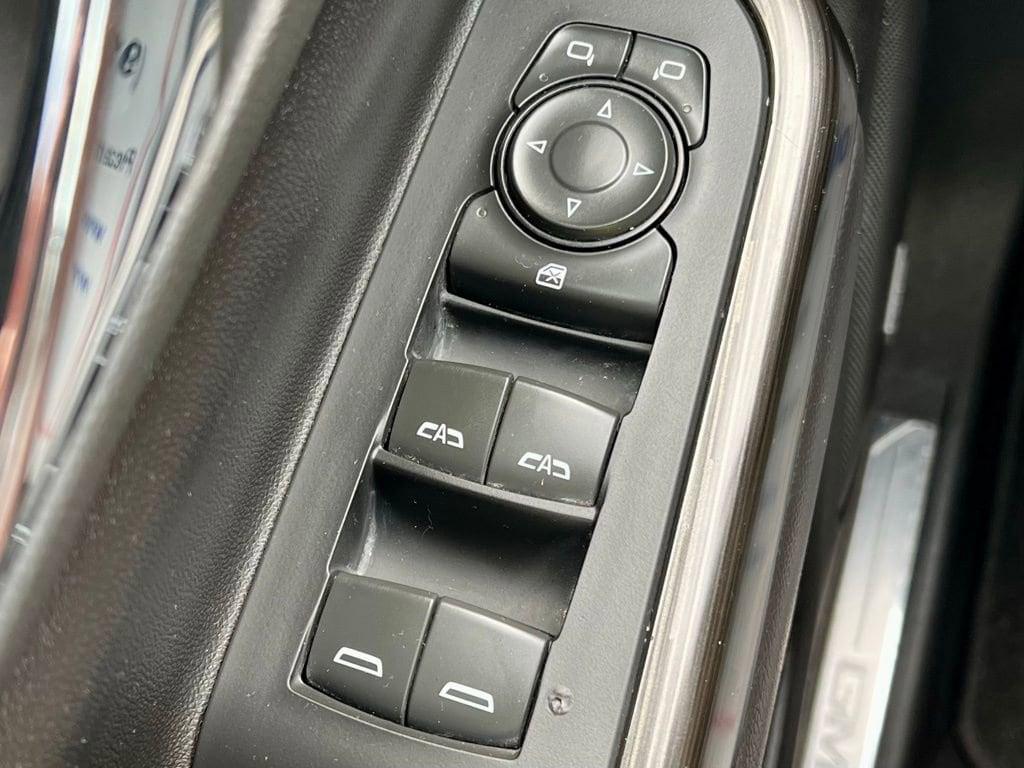 used 2023 GMC Acadia car, priced at $27,444