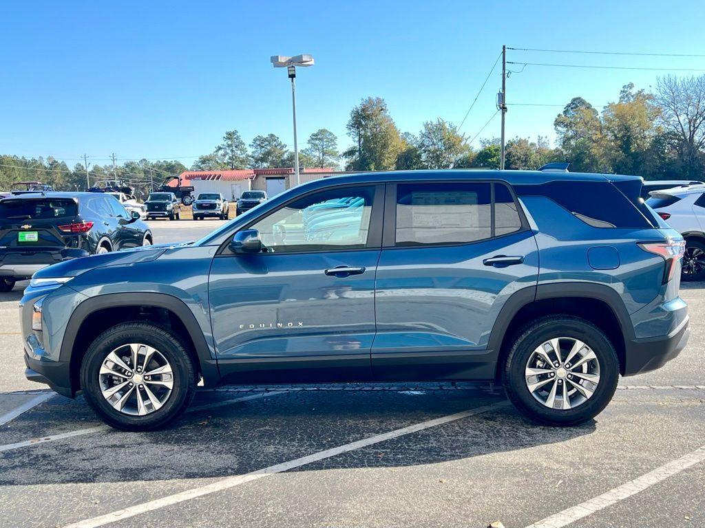 new 2026 Chevrolet Equinox car, priced at $30,870