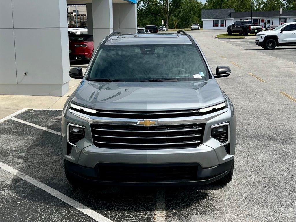 new 2025 Chevrolet Traverse car, priced at $43,045
