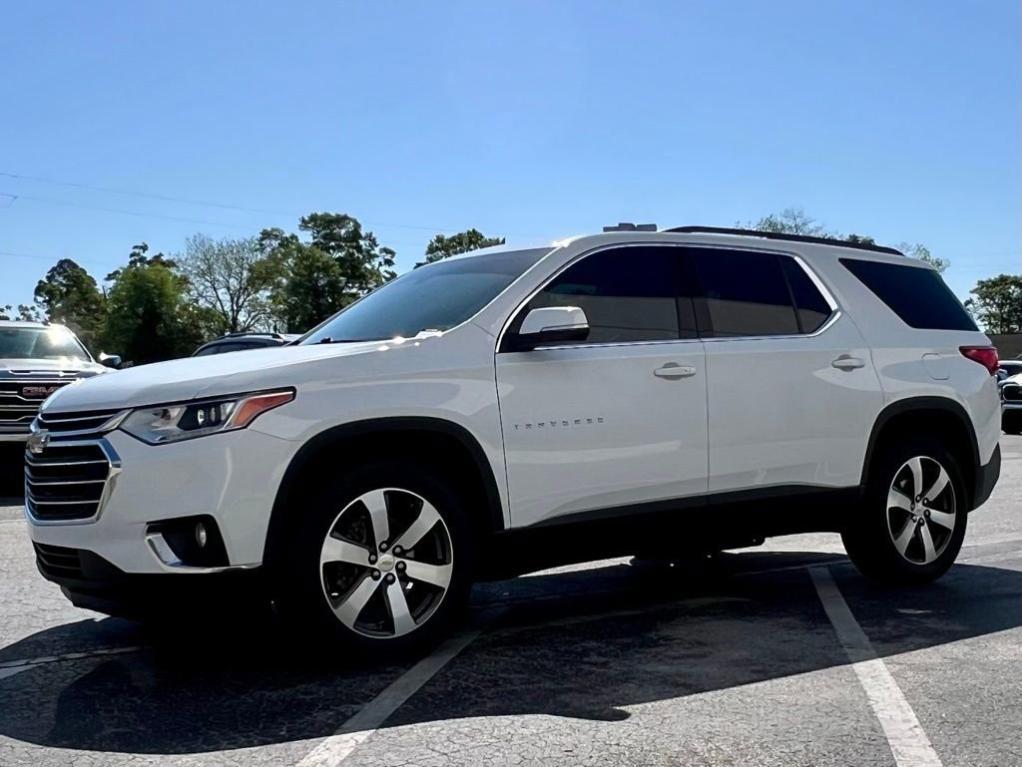 used 2021 Chevrolet Traverse car, priced at $24,495