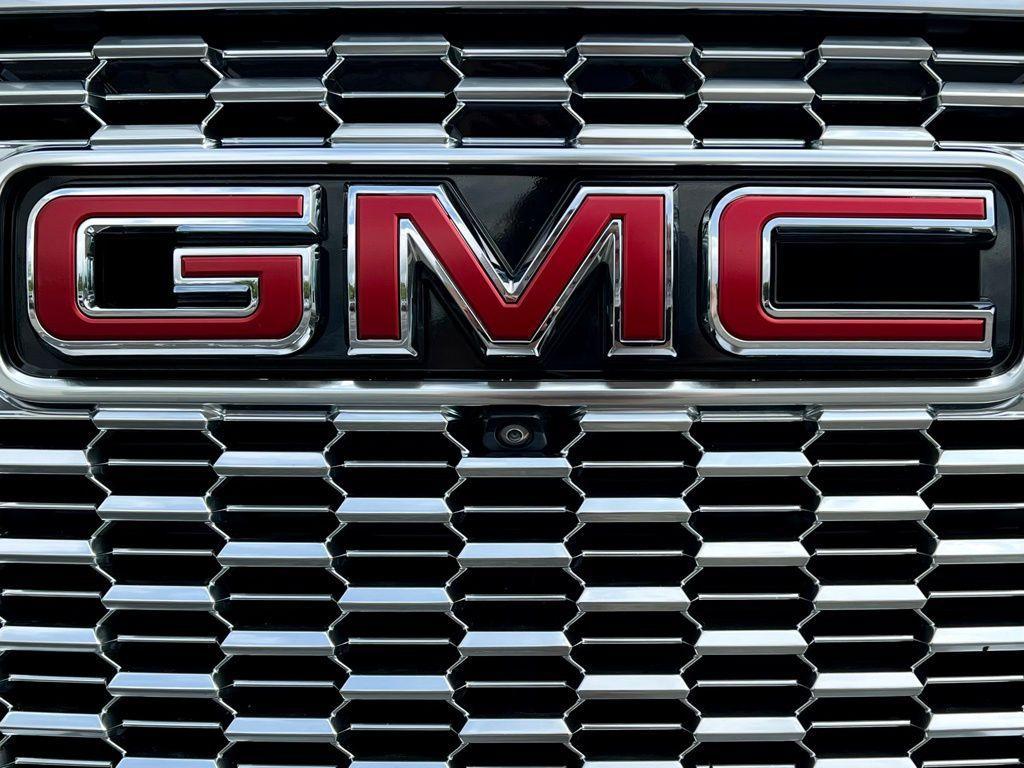 used 2021 GMC Yukon car, priced at $52,889