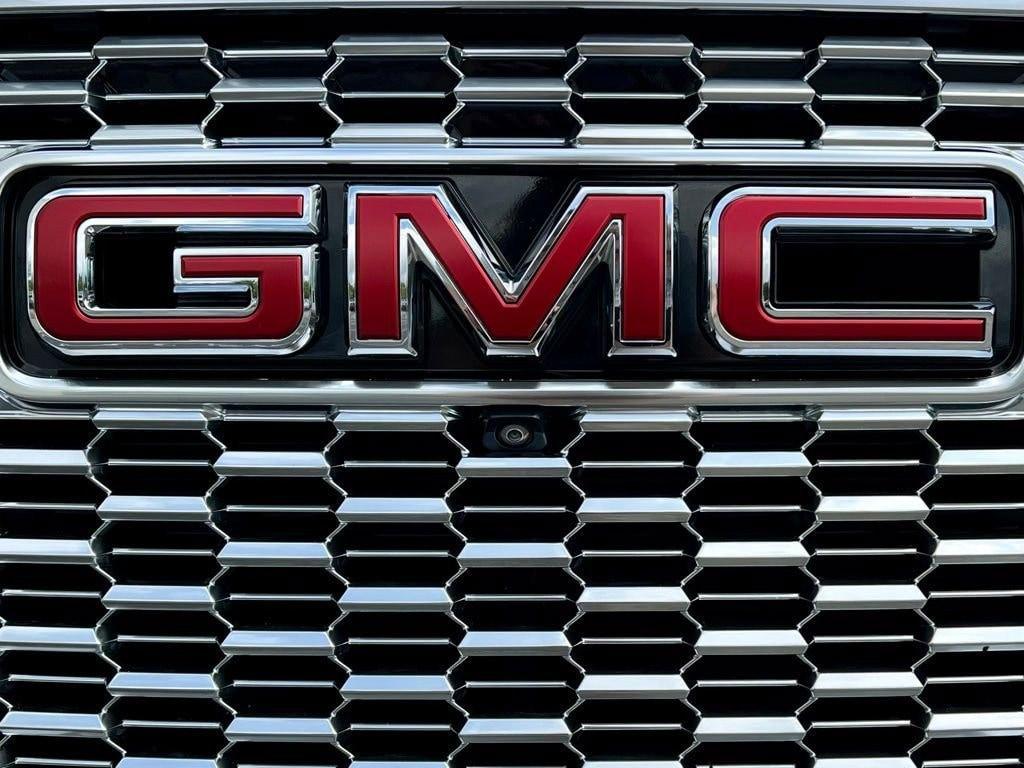 used 2021 GMC Yukon car, priced at $51,895