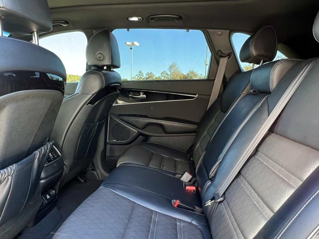 used 2019 Kia Sorento car, priced at $19,265