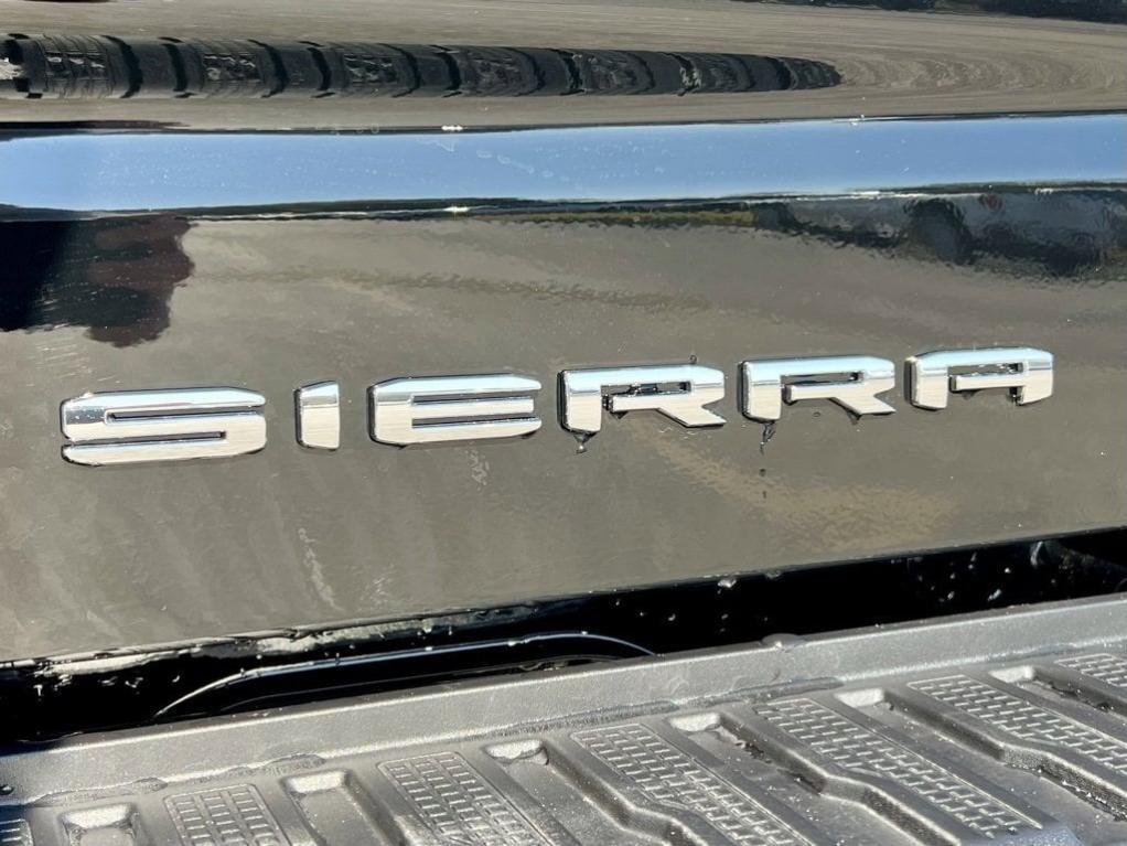 new 2025 GMC Sierra 1500 car, priced at $71,435