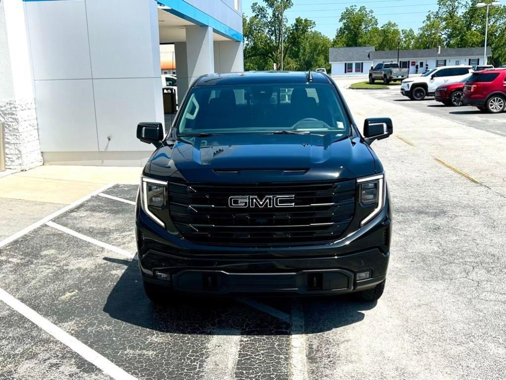 new 2025 GMC Sierra 1500 car, priced at $65,120
