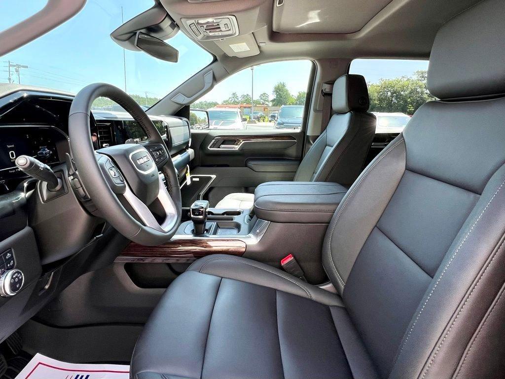 new 2025 GMC Sierra 1500 car, priced at $65,120