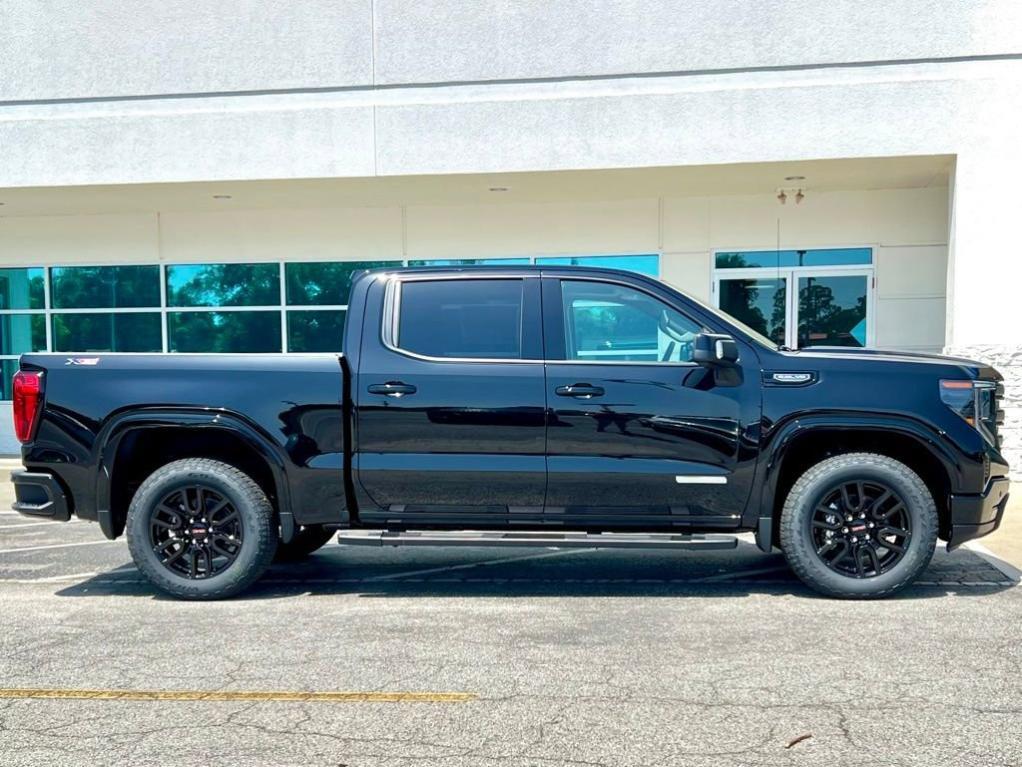 new 2025 GMC Sierra 1500 car, priced at $65,120