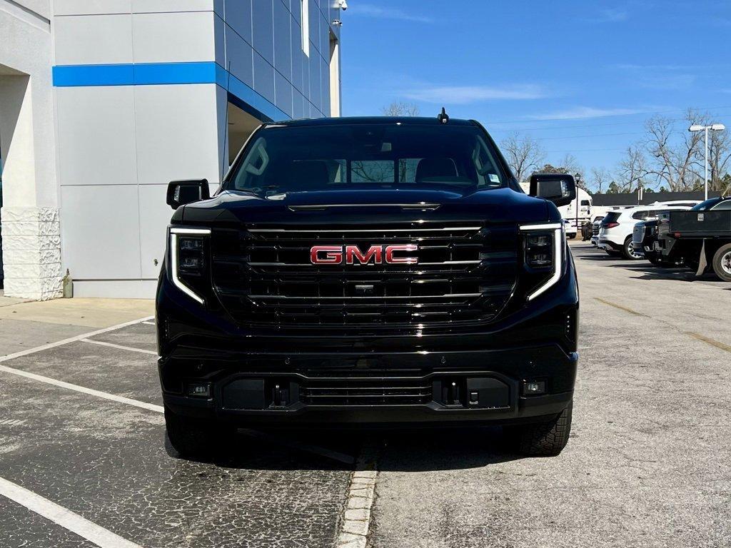 new 2025 GMC Sierra 1500 car, priced at $59,275