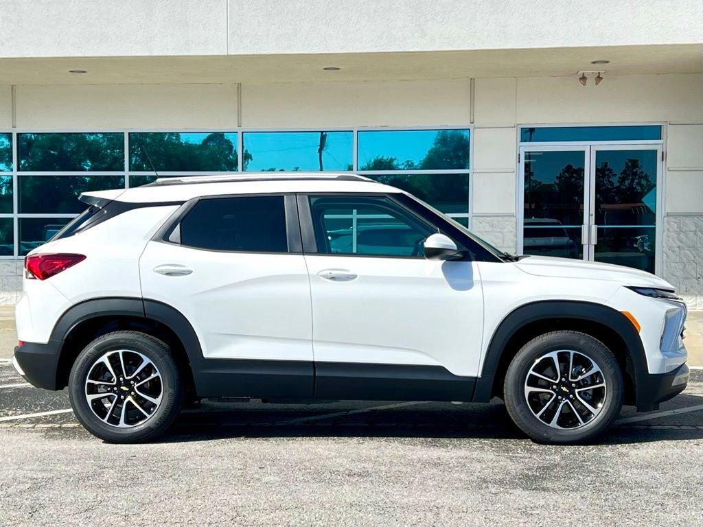 new 2026 Chevrolet TrailBlazer car, priced at $29,535