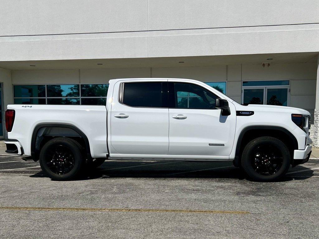 new 2025 GMC Sierra 1500 car, priced at $47,295