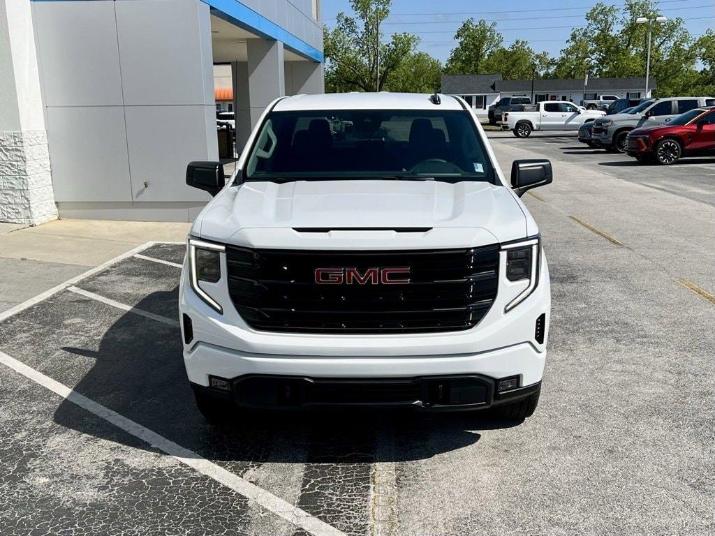 new 2025 GMC Sierra 1500 car, priced at $47,295