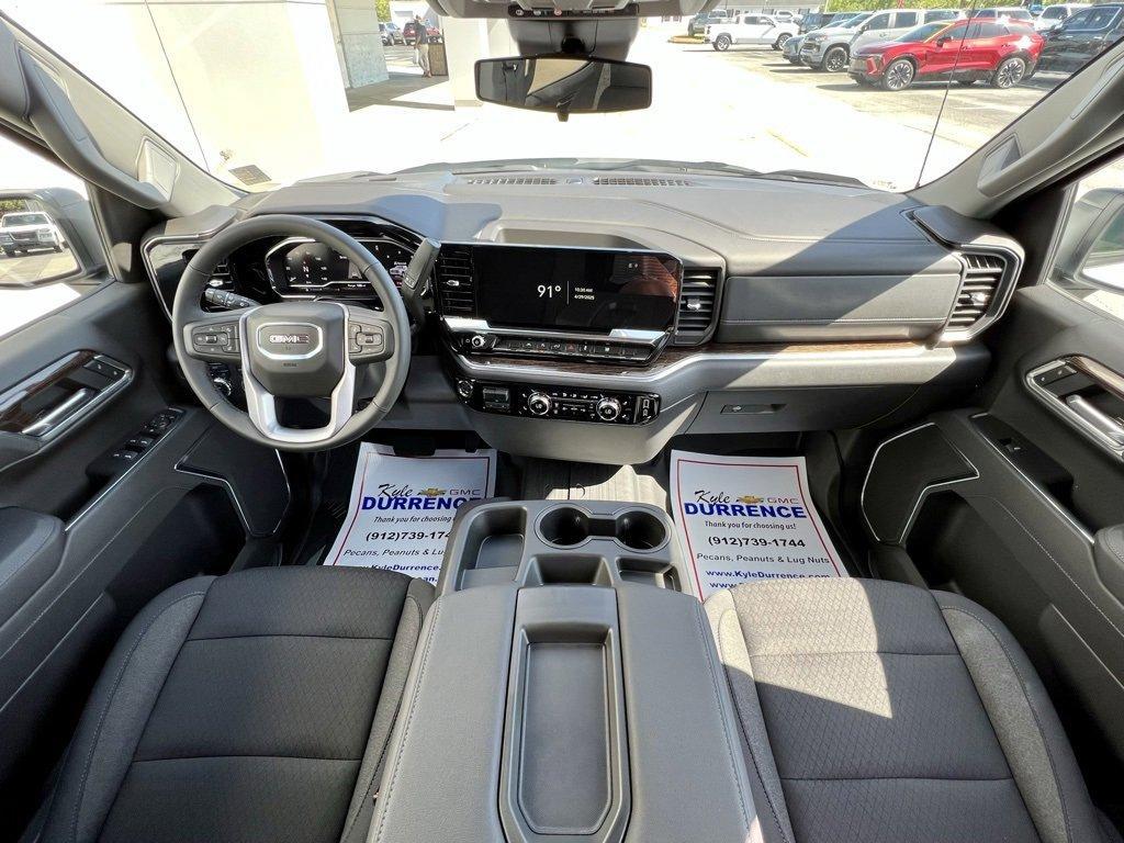 new 2025 GMC Sierra 1500 car, priced at $47,295
