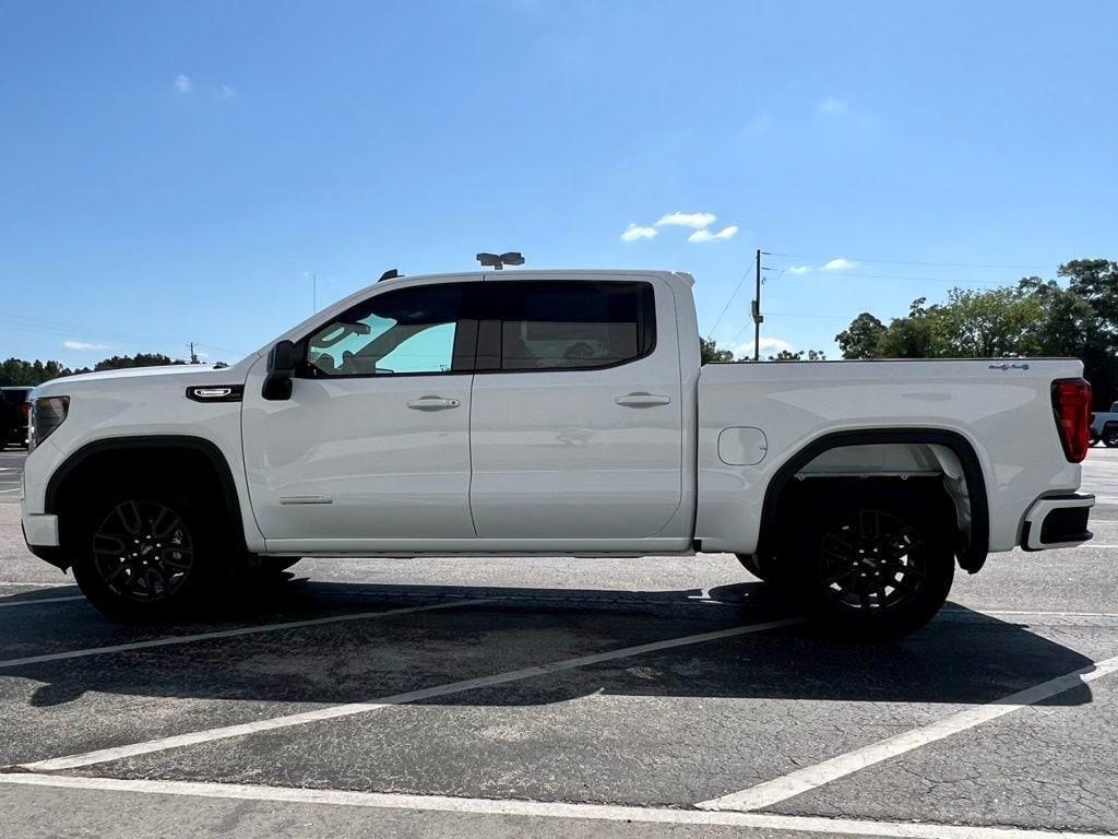 new 2025 GMC Sierra 1500 car, priced at $47,295