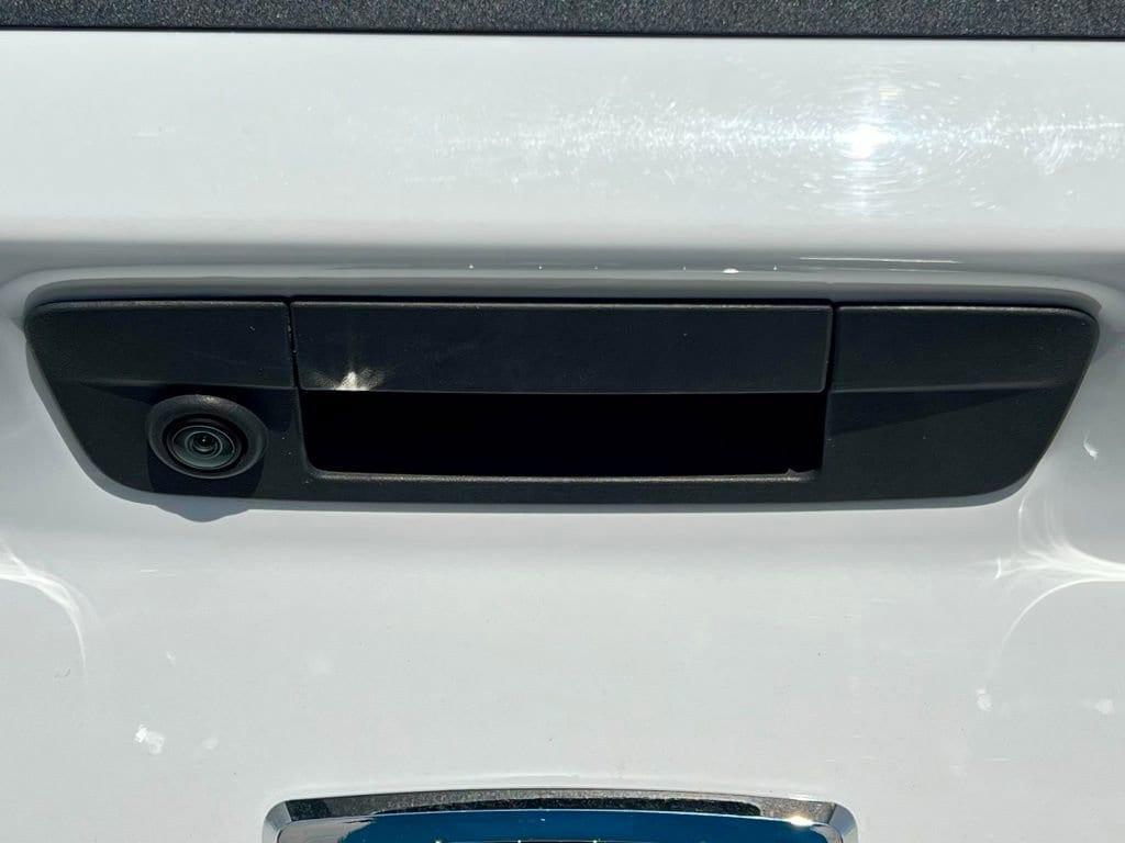 used 2022 Ram 1500 Classic car, priced at $25,888