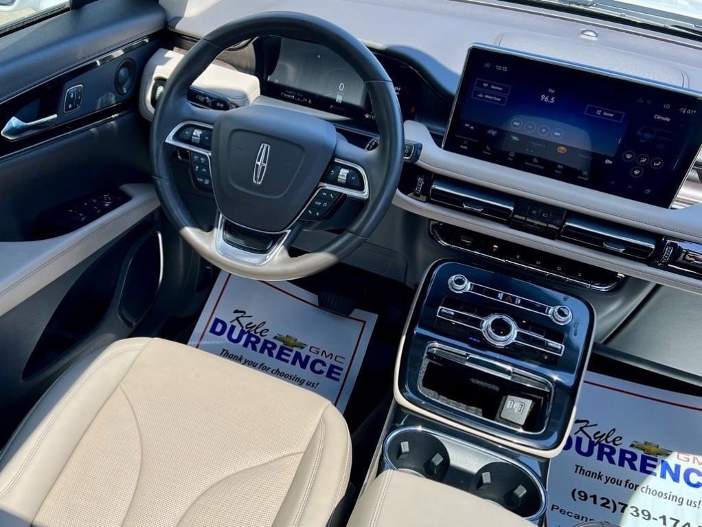 used 2022 Lincoln Nautilus car, priced at $37,647