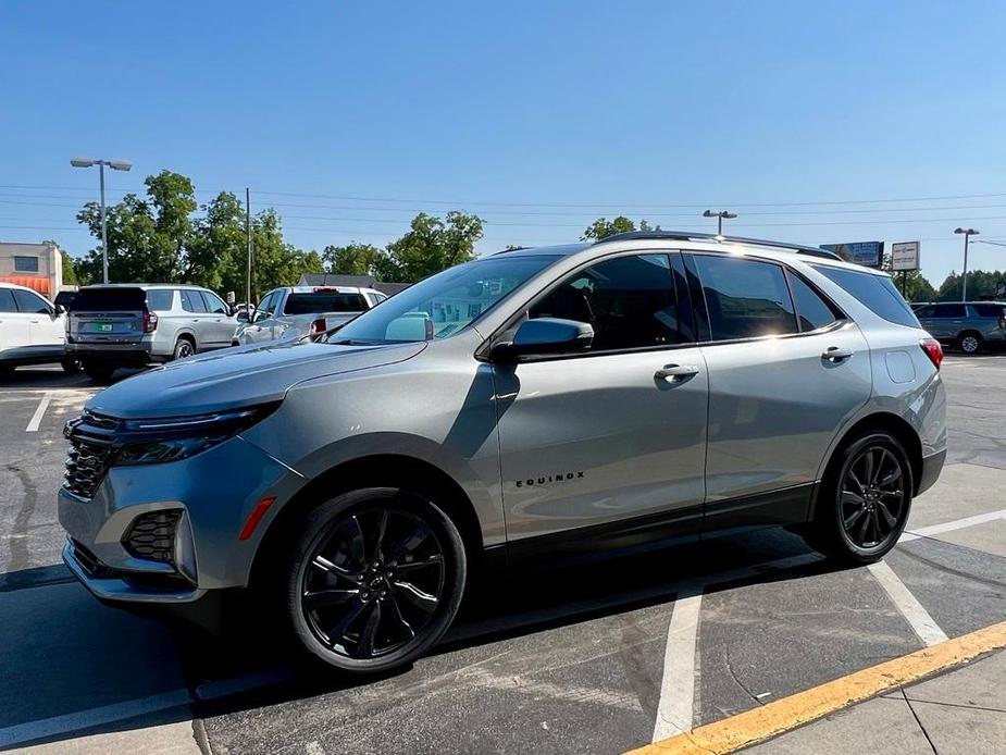 new 2024 Chevrolet Equinox car, priced at $33,245