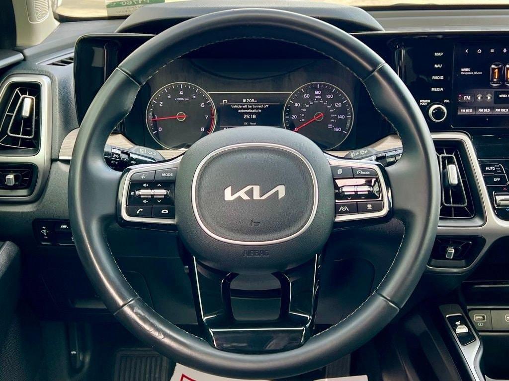 used 2022 Kia Sorento car, priced at $26,495