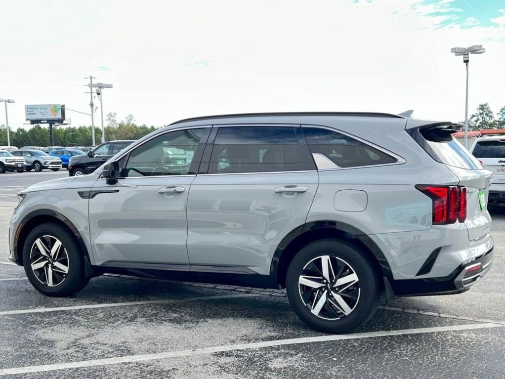 used 2022 Kia Sorento car, priced at $26,495