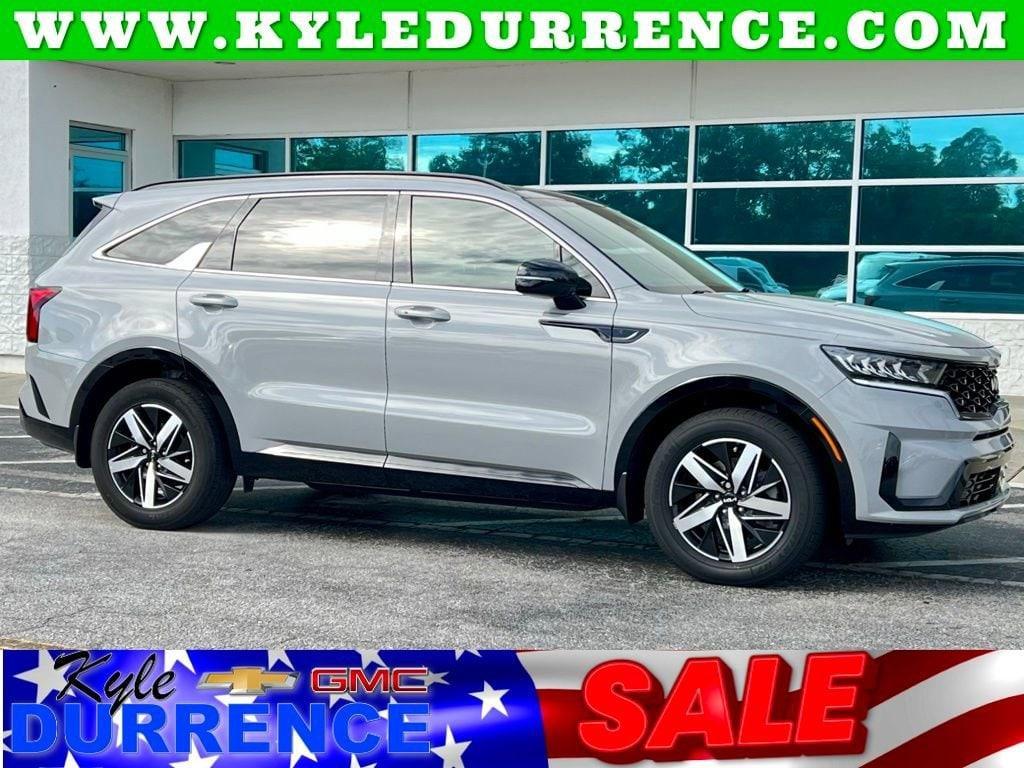 used 2022 Kia Sorento car, priced at $26,495