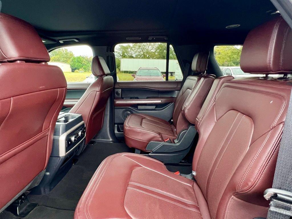 used 2024 Ford Expedition car, priced at $45,896